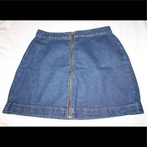 ♥️SOLD♥️ Zip-up Denim Skirt